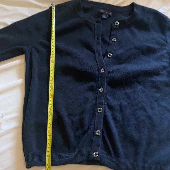 Ladies size medium Tommy Hilfiger sweater - Picture 4 of 6